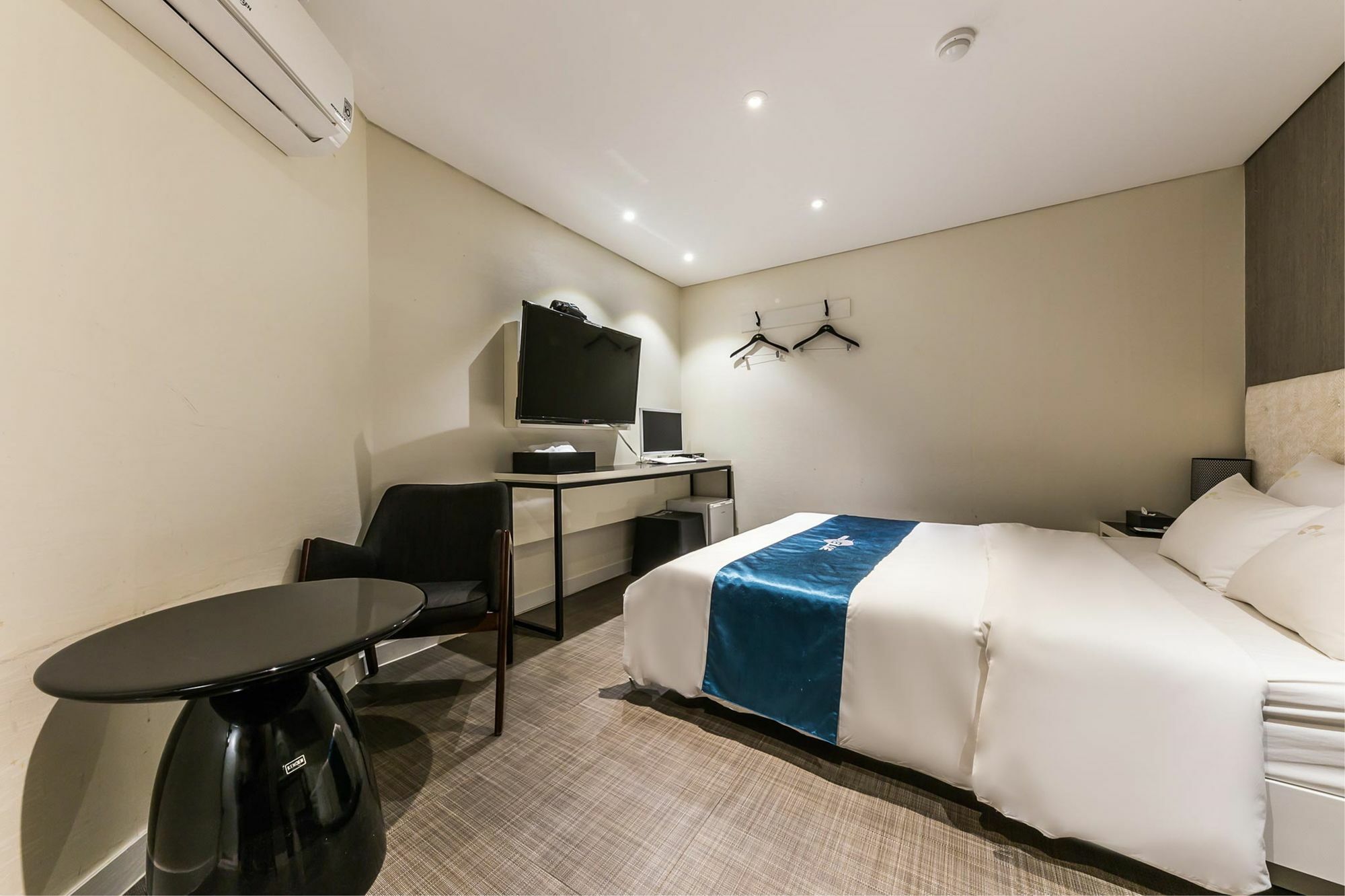 Cheonho Hotel The Blue Seoel Buitenkant foto