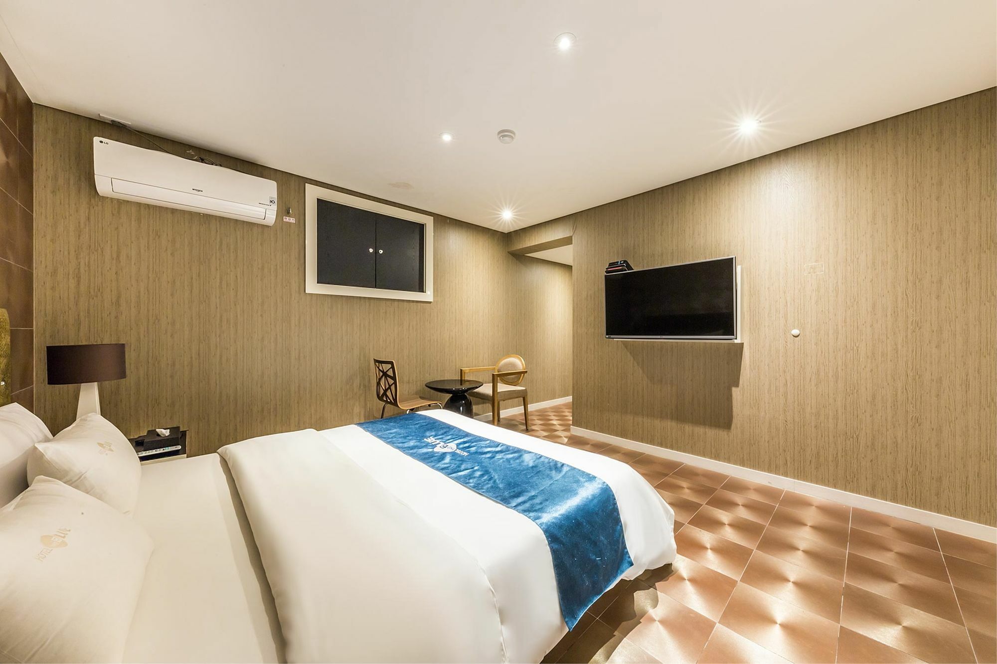 Cheonho Hotel The Blue Seoel Buitenkant foto