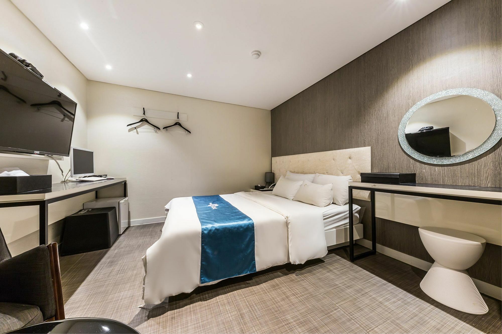 Cheonho Hotel The Blue Seoel Buitenkant foto